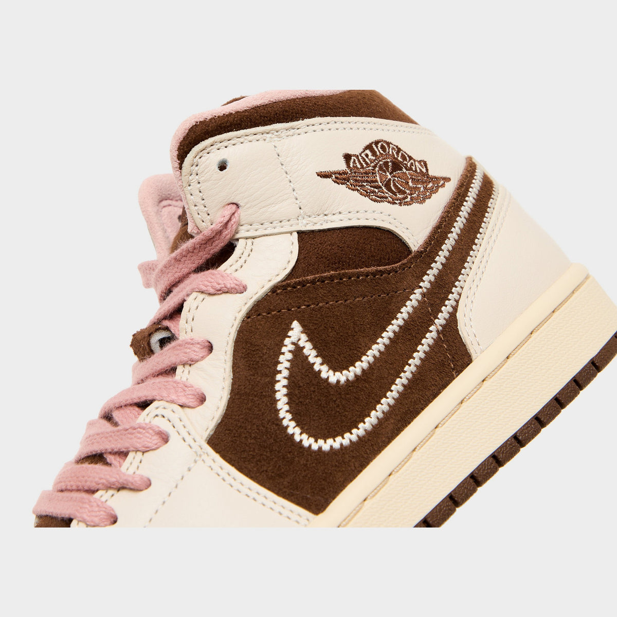 Jordan Air 1 Mid Women's