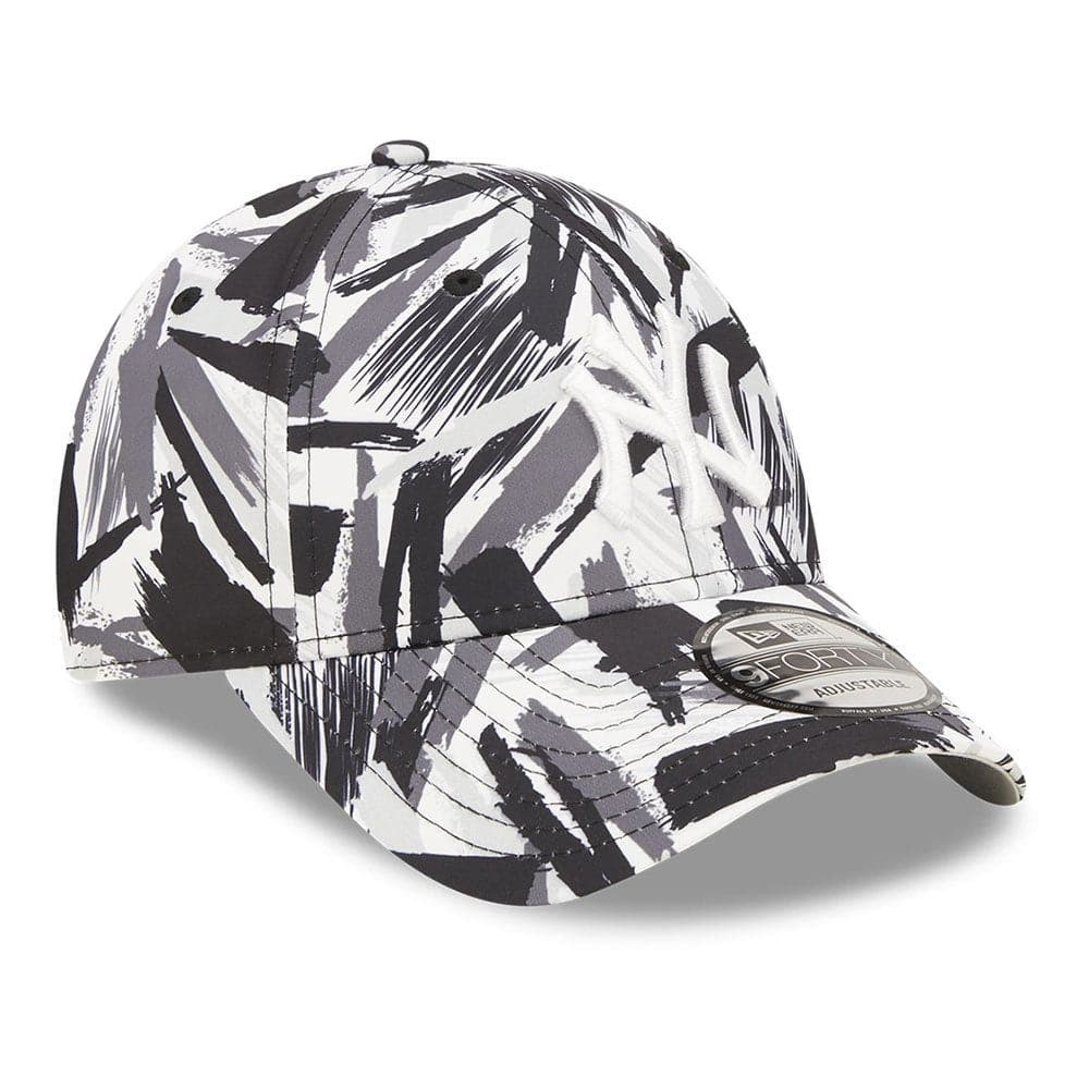 New Era 9Forty New York Yankees Cap - Cap On