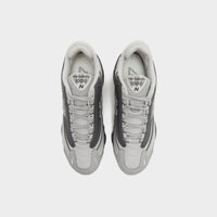 New Balance 1000