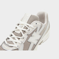 New Balance 740