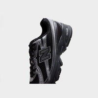 New Balance 740