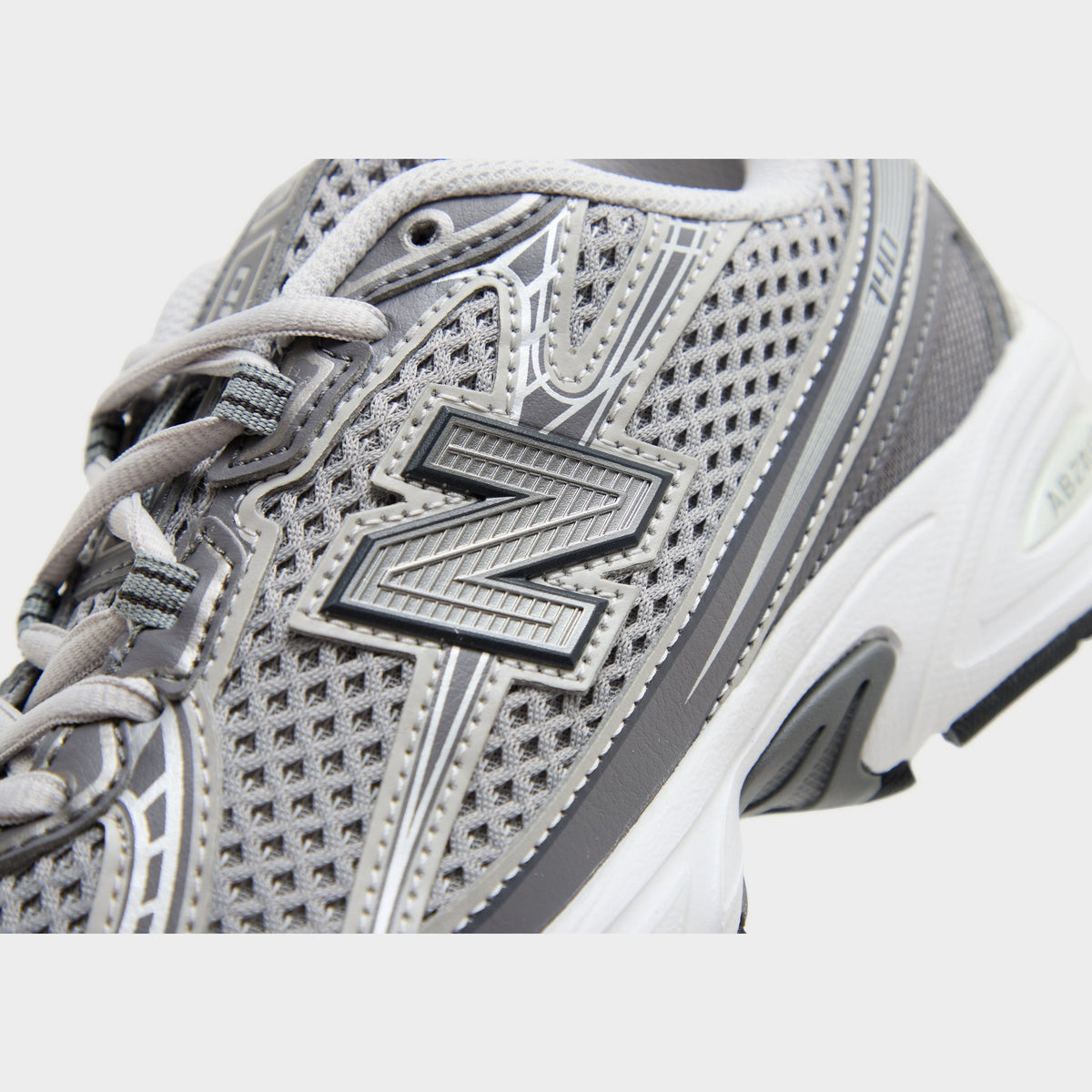 New Balance 740 Junior