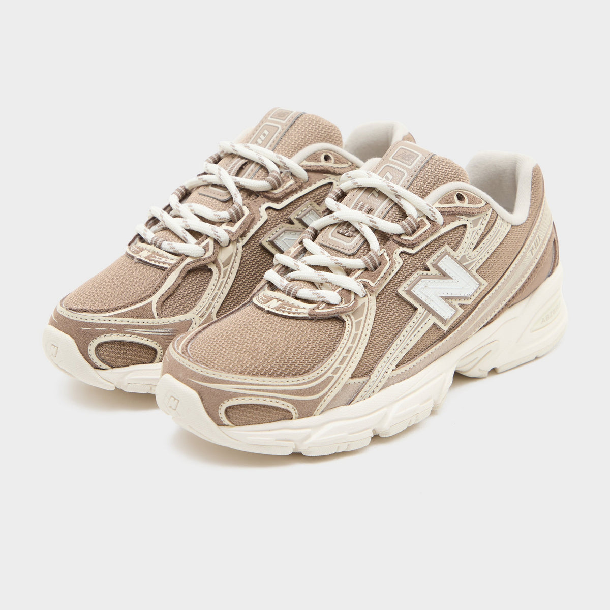 New Balance 740 Women's
