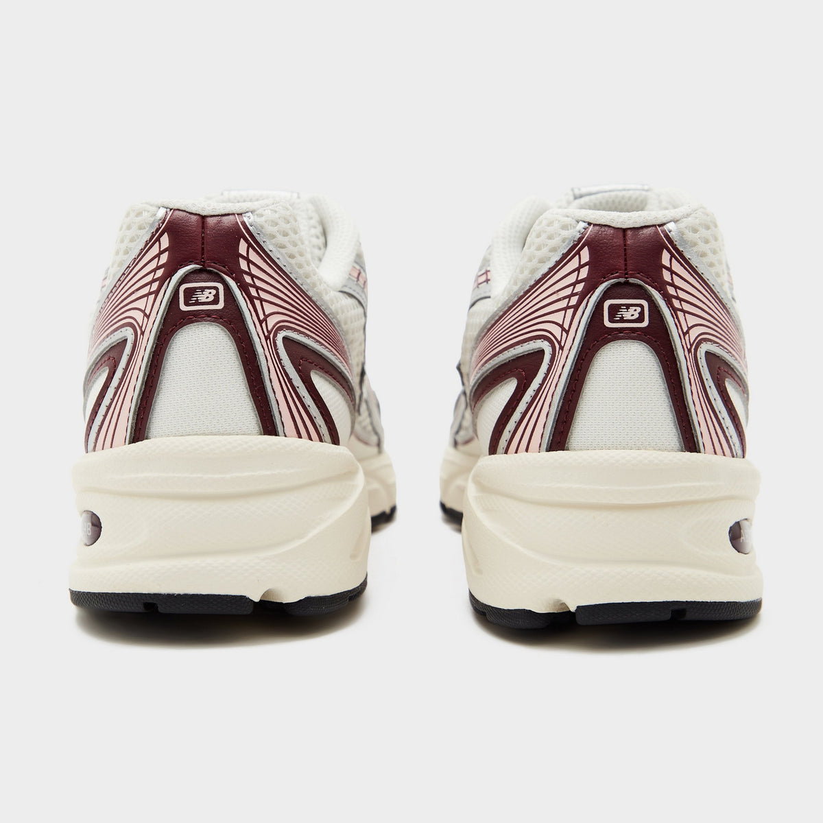 New Balance 740 Women's