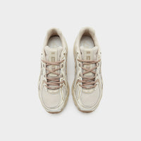 New Balance 740 Women's