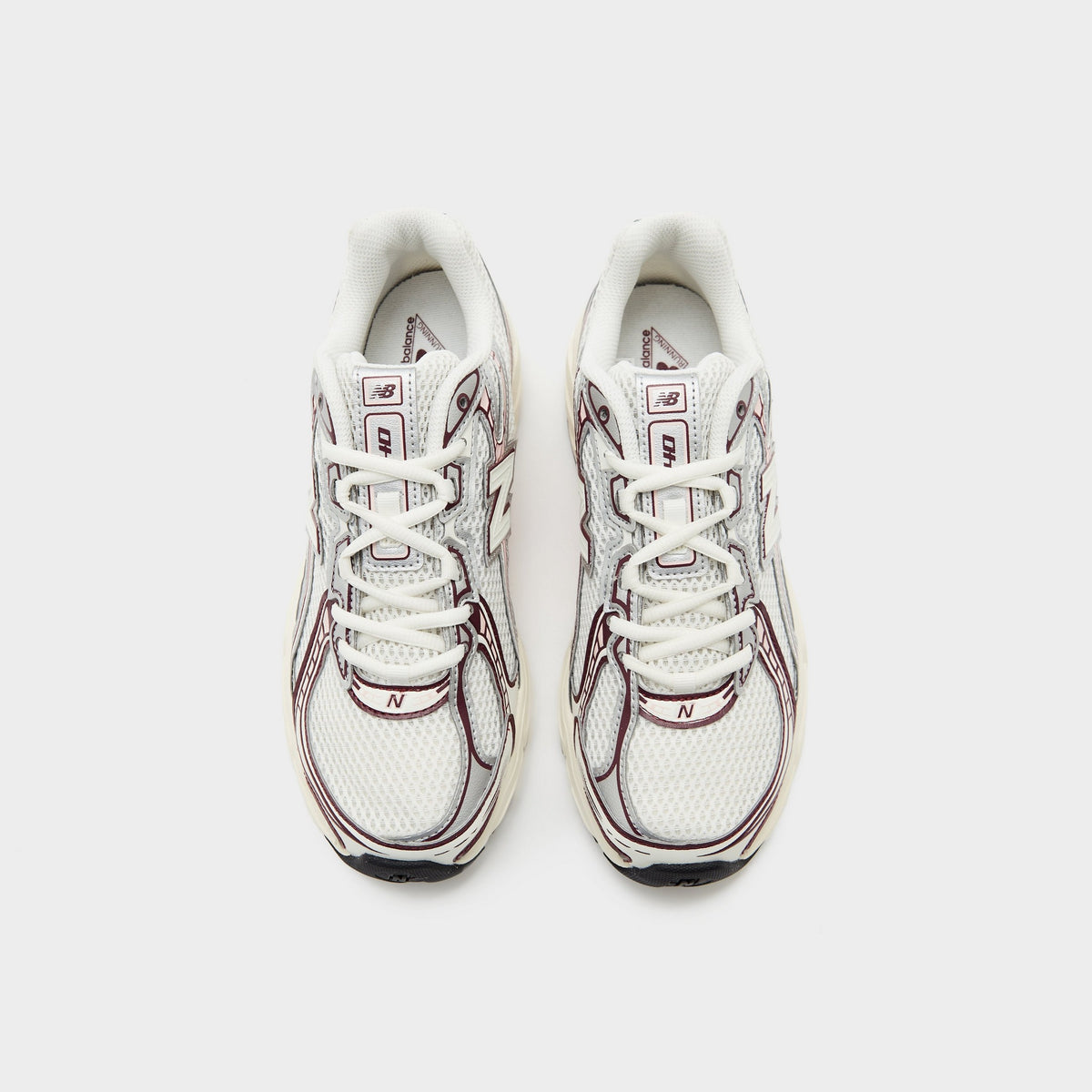 New Balance 740 Women's