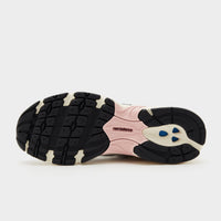 New Balance 740 Women's