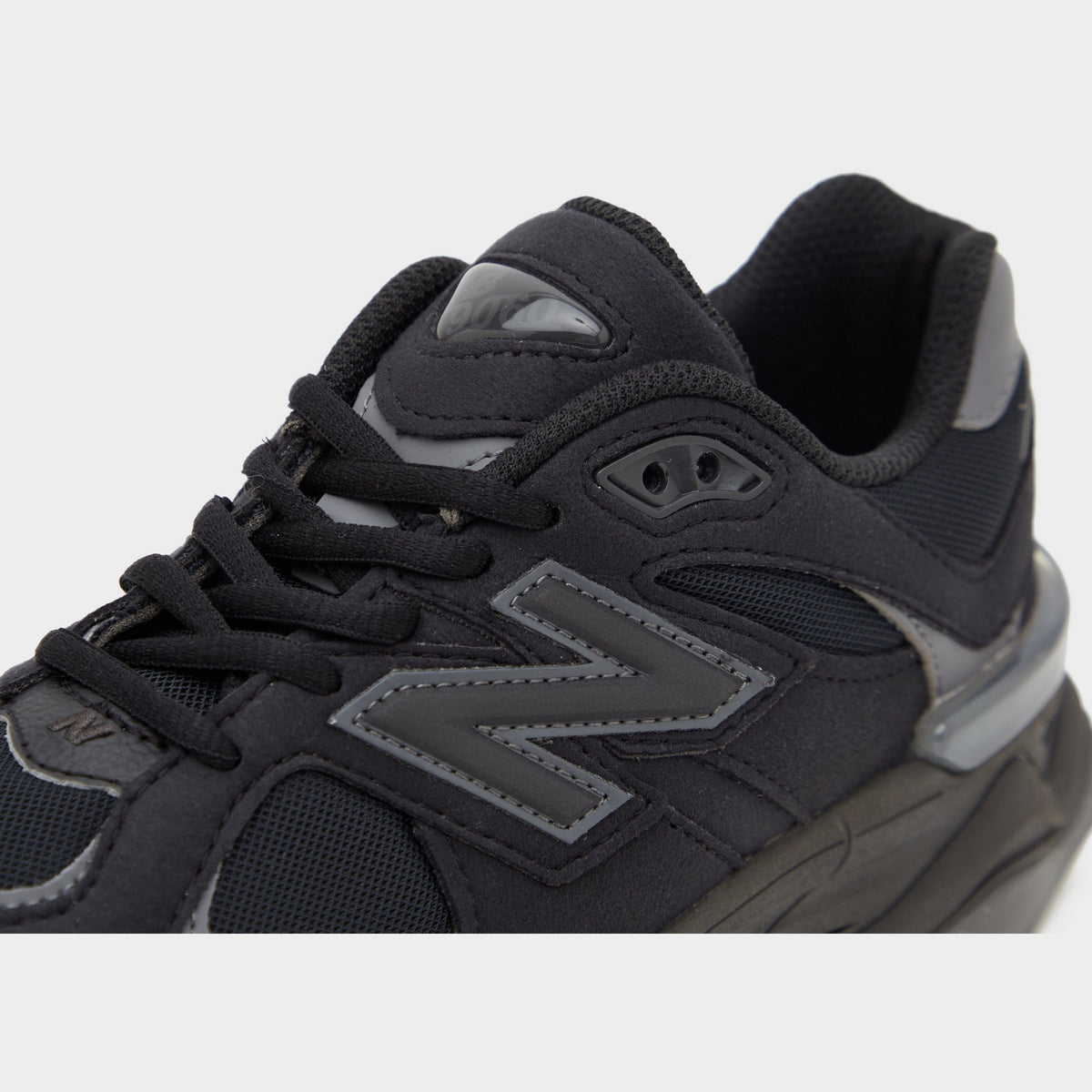 New Balance 9060 Junior