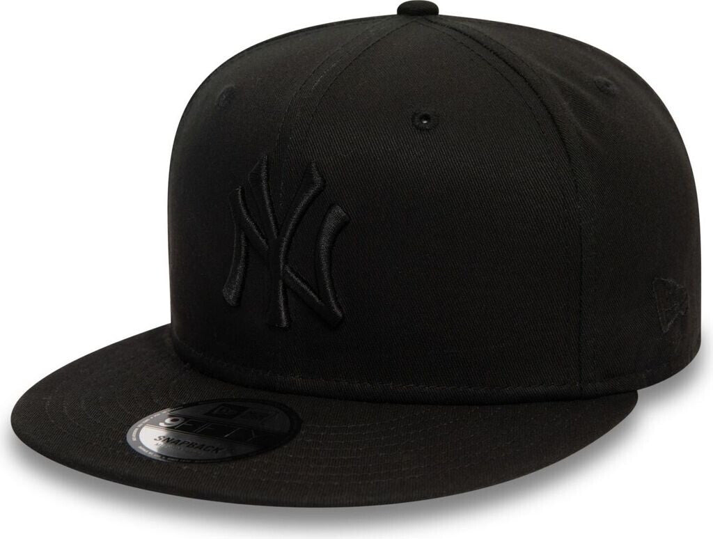 New Era New York Yankees MLB Monochrome Black 9FIFTY Snapback Cap