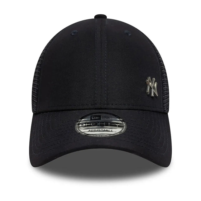 New Era MLB New York Yankees Flawless 9Forty trucker cap (Navy)