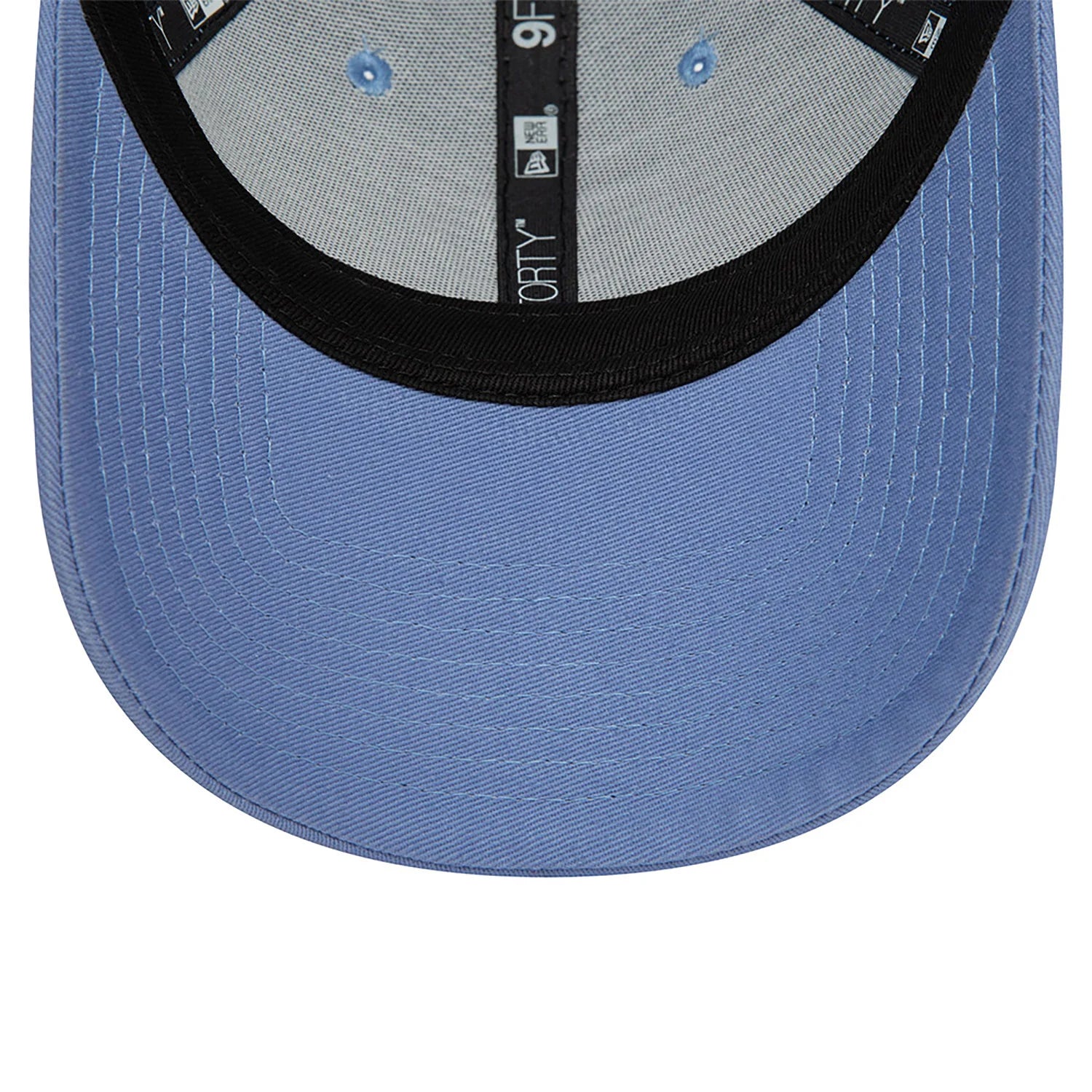 New Era New York Yankees League Essential Blue 9FORTY Adjustable Cap