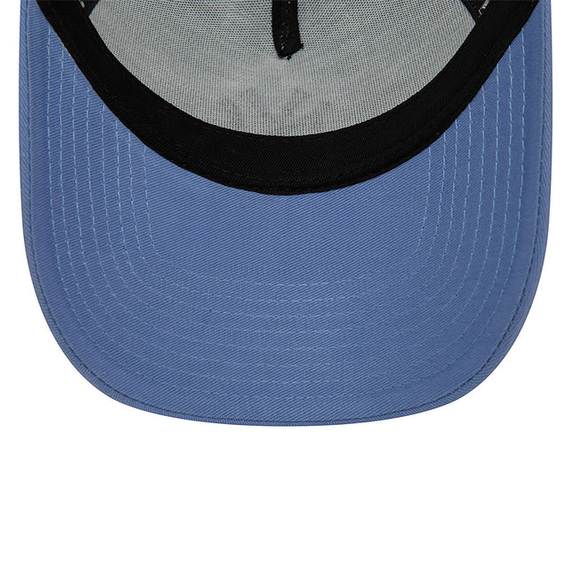 New Era New York Yankees League Essential Blue Trucker Cap
