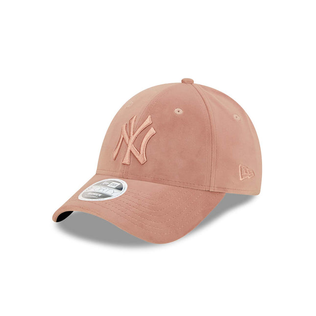 New Era New York Yankees Women's Pink 9FORTY Adjustable Cap