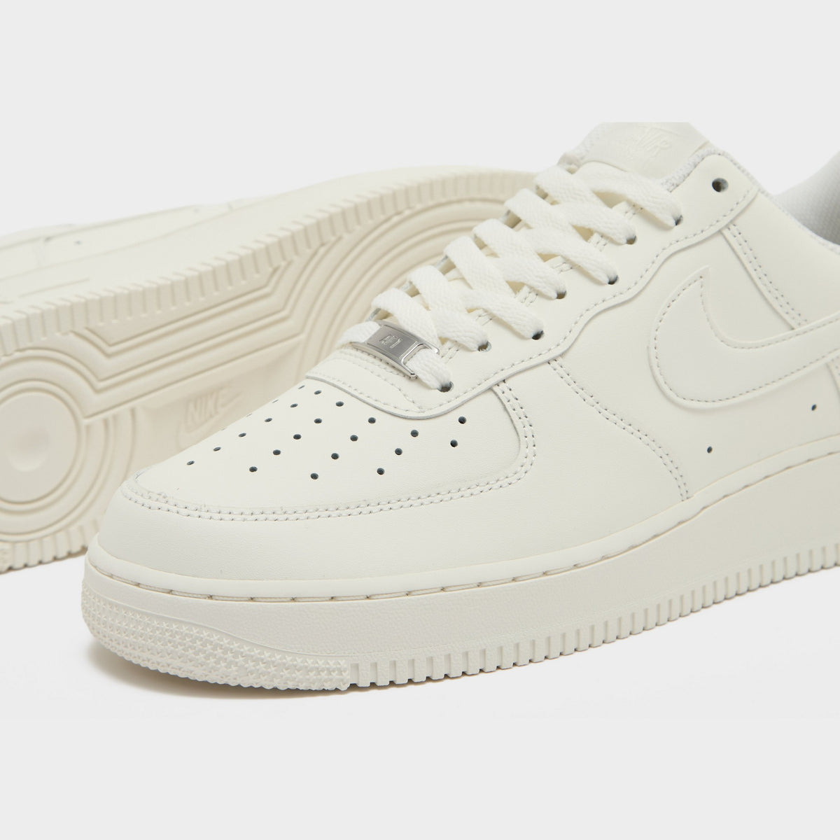 Nike Air Force 1 '07