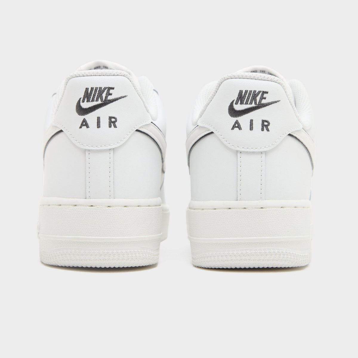 Nike Air Force 1 '07 LV8