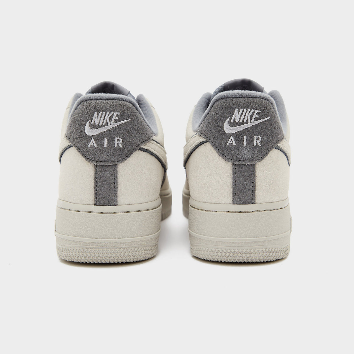 Nike Air Force 1 '07 LV8