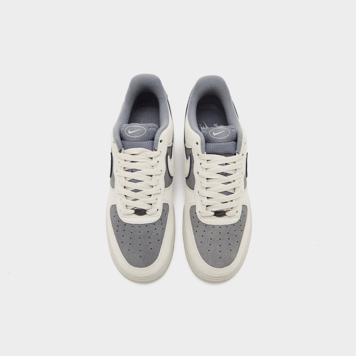 Nike Air Force 1 '07 LV8