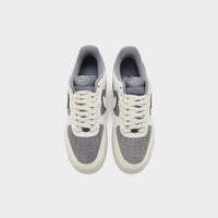 Nike Air Force 1 '07 LV8