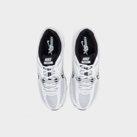Nike Air Max Moto 2K