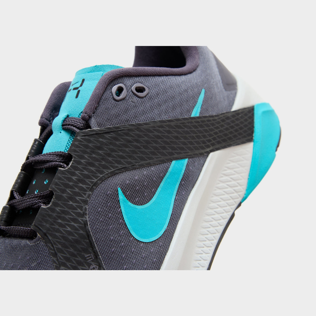 Nike Hybrid RN