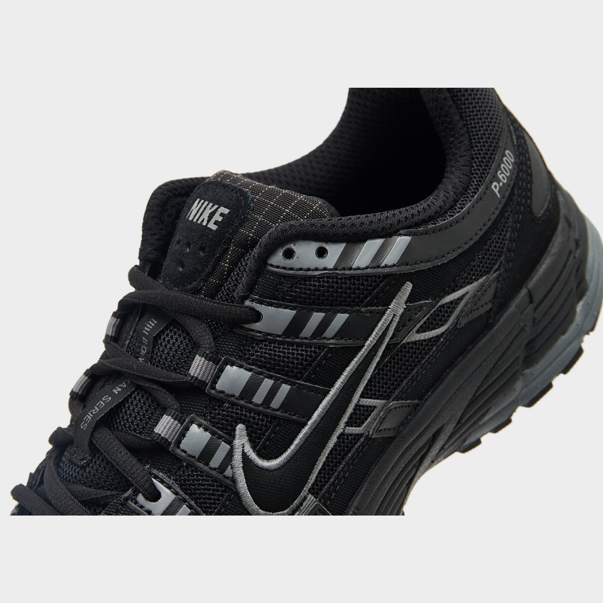 Nike P-6000