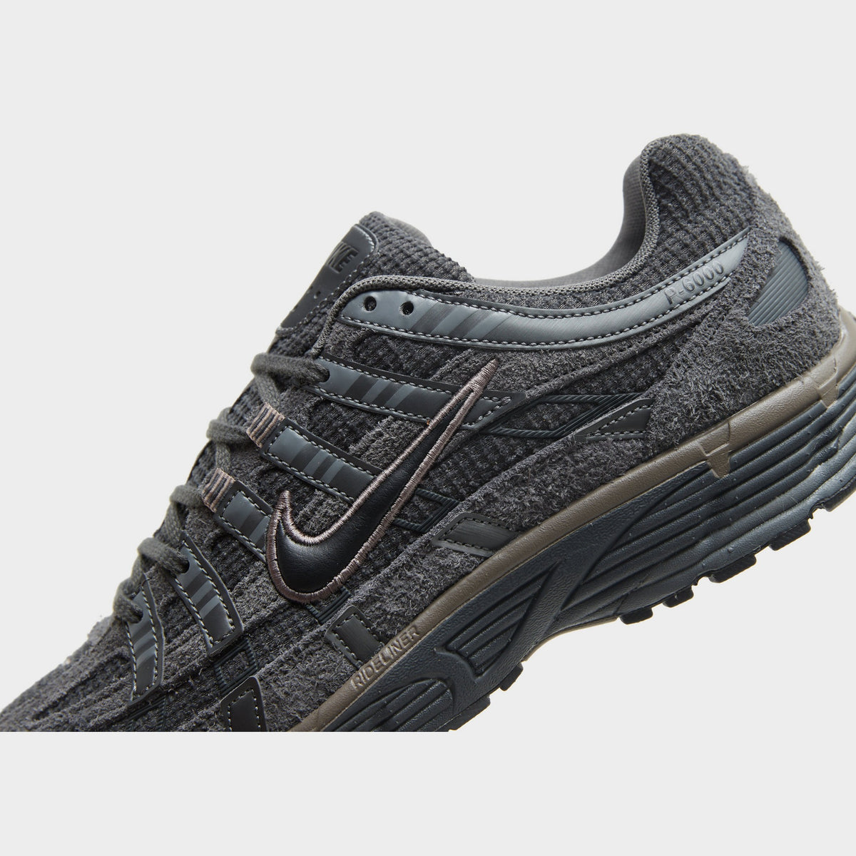 Nike P-6000