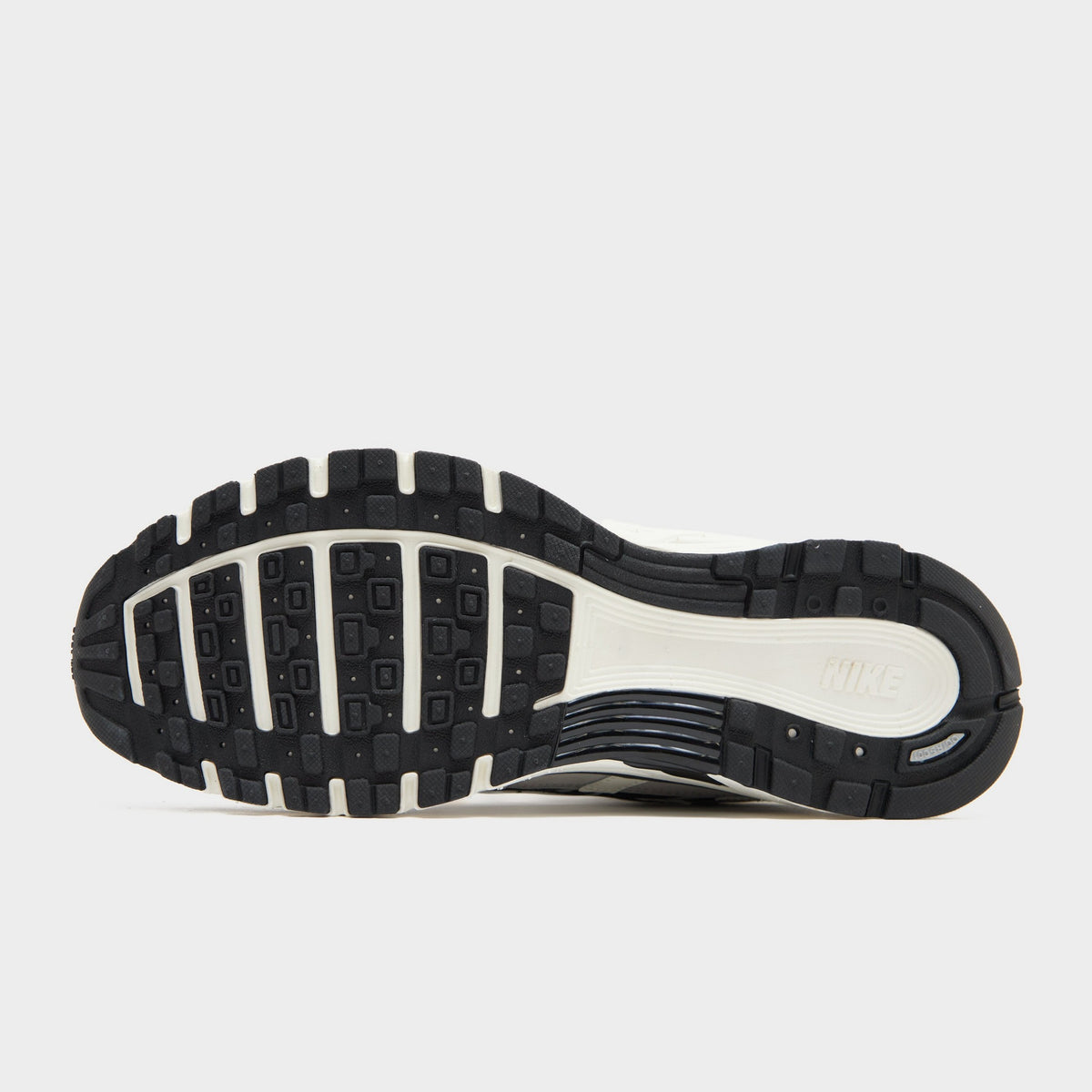Nike P-6000
