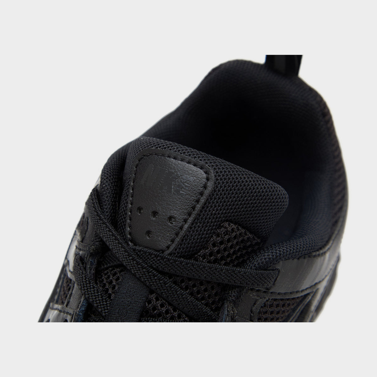 Nike P-6000 Children