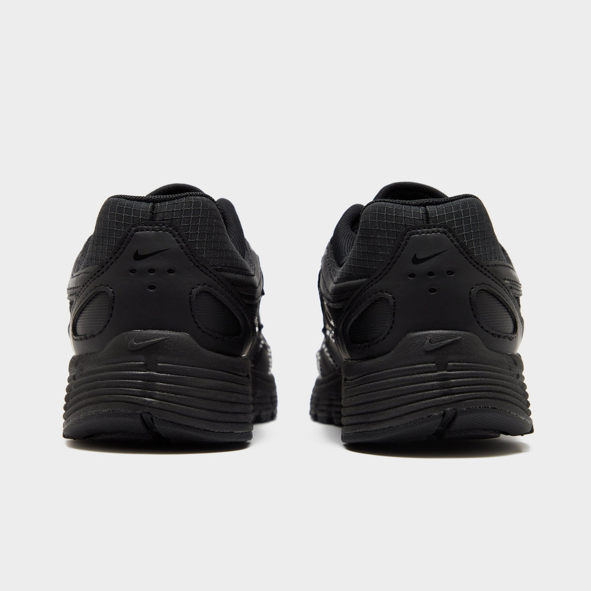 Nike P-6000 Junior