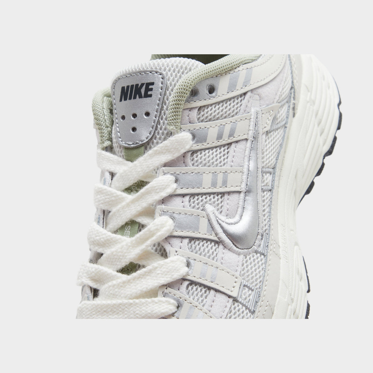 Nike P-6000 Junior