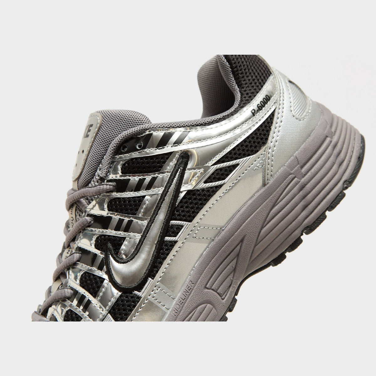 Nike P-6000 Junior