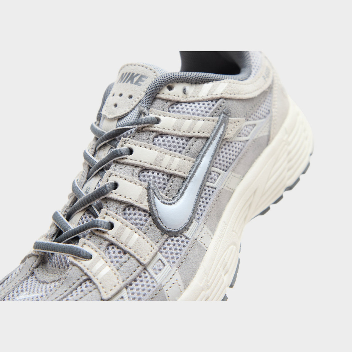 Nike P-6000 Junior