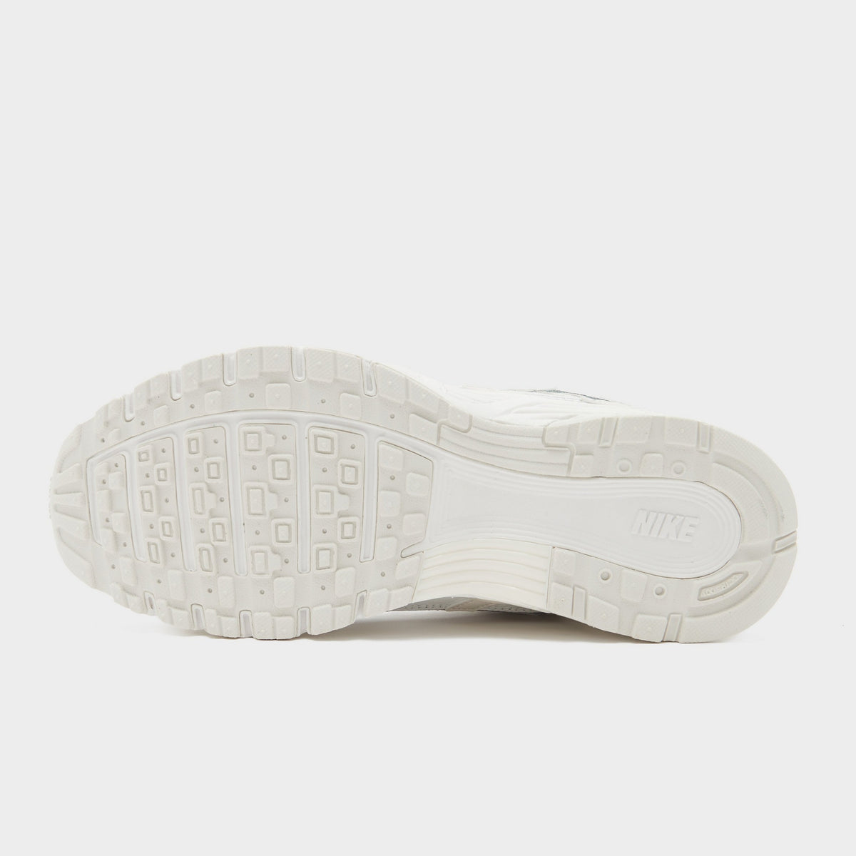 Nike P-6000 Women's