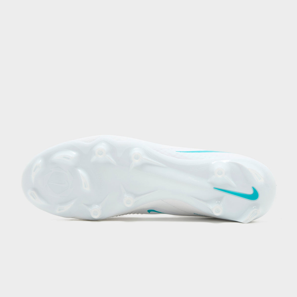 Nike Phantom 6 Low Academy FG