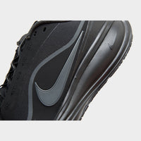 Nike Revolution 8 Utility