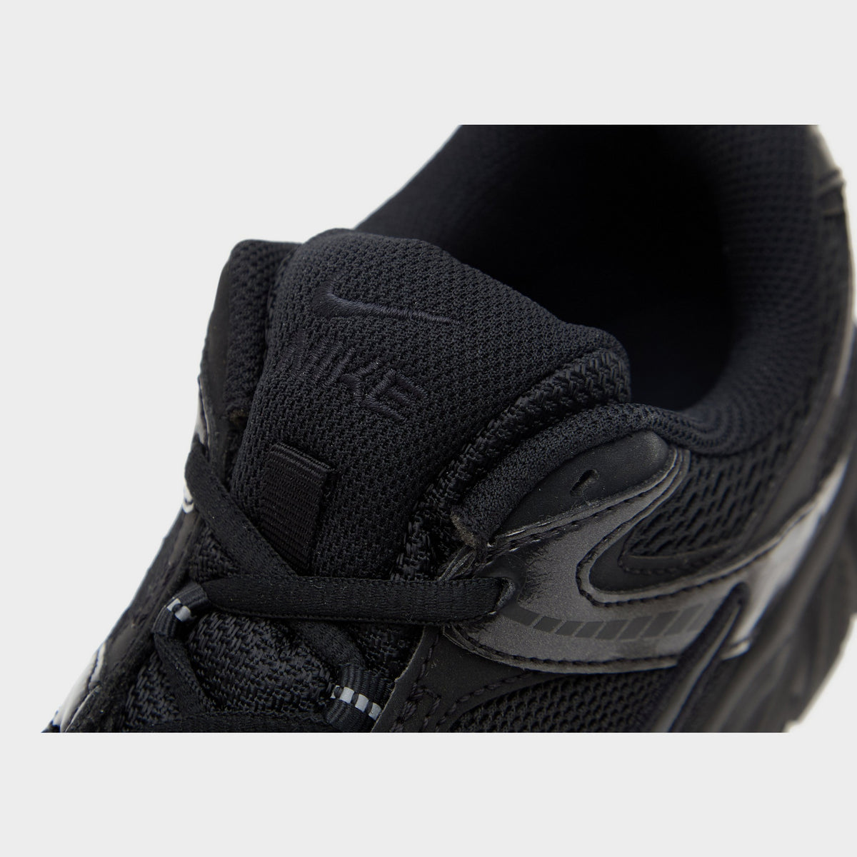 Nike V5 RNR Junior