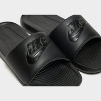 Nike Victori One Slides