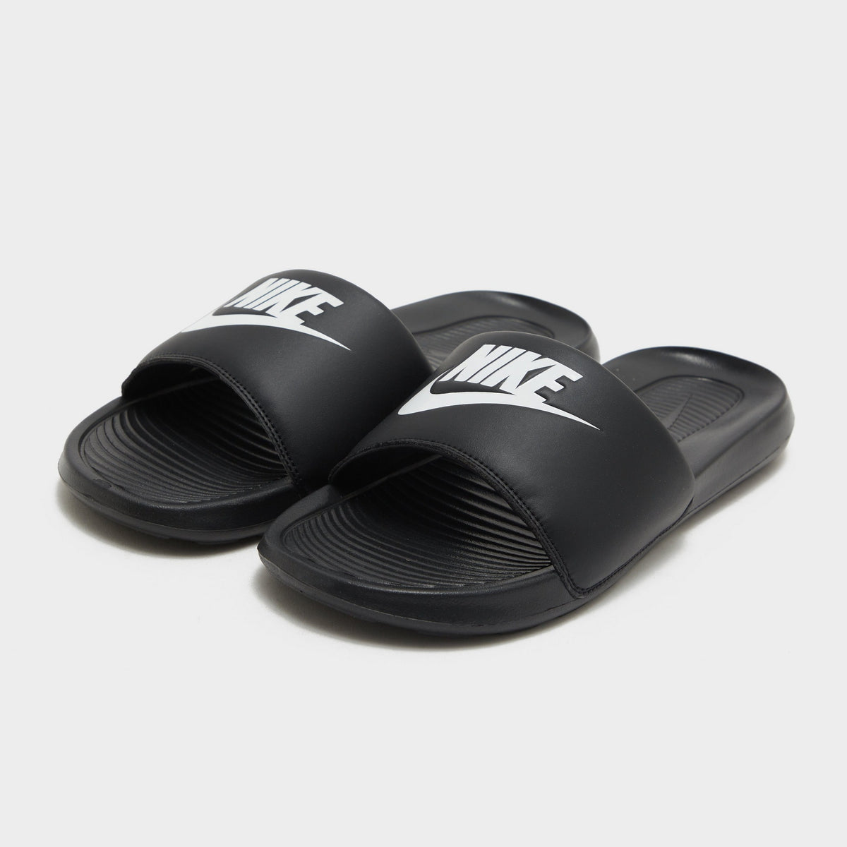 Nike Victori Slides
