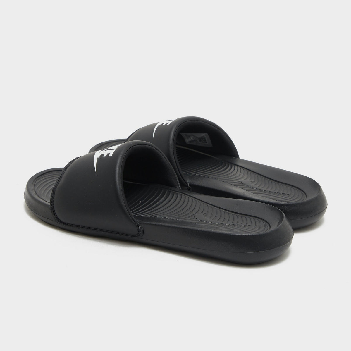 Nike Victori Slides