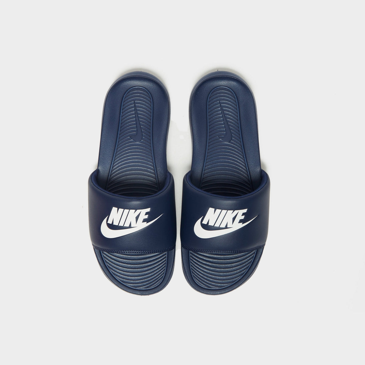 Nike Victori Slides