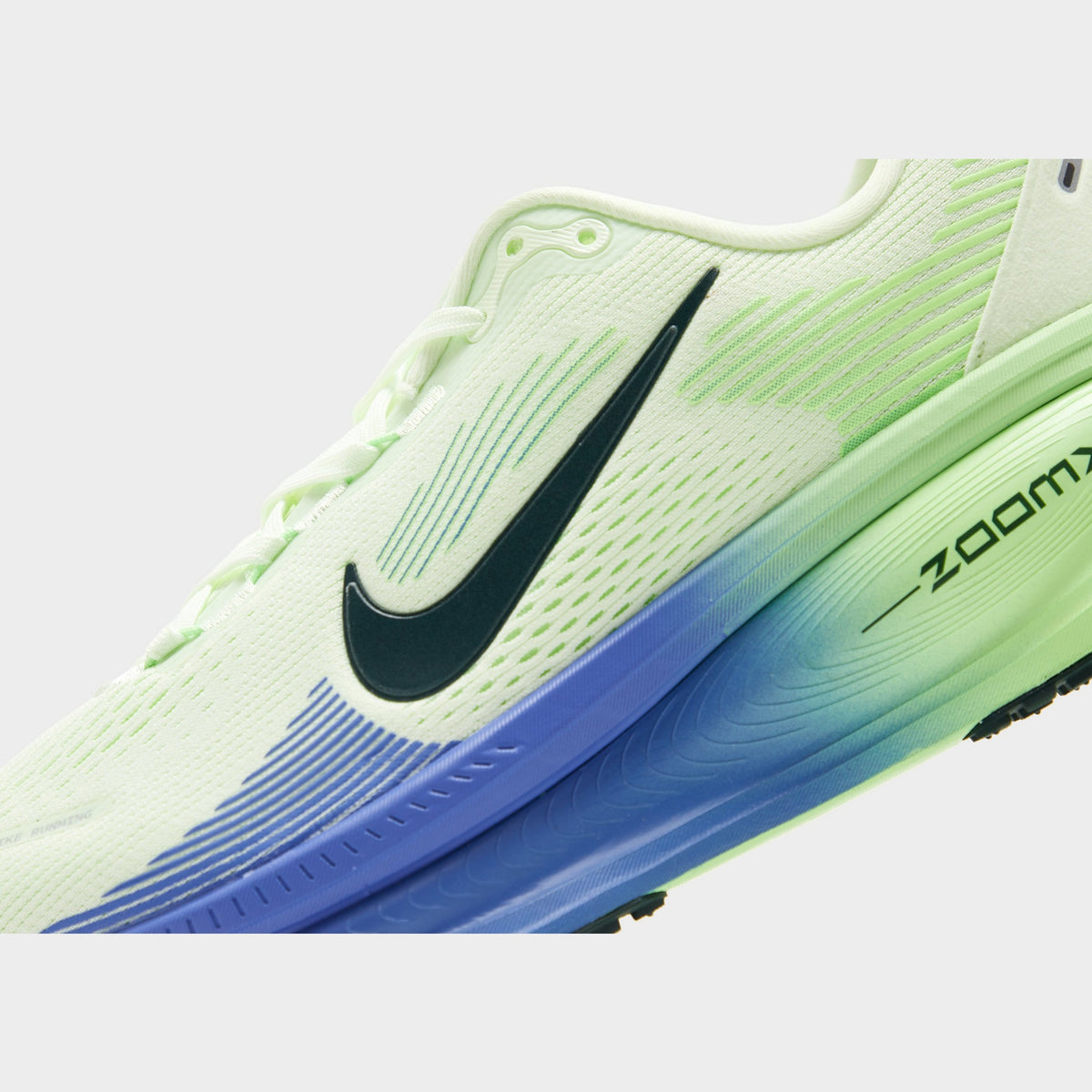 Nike Vomero 18