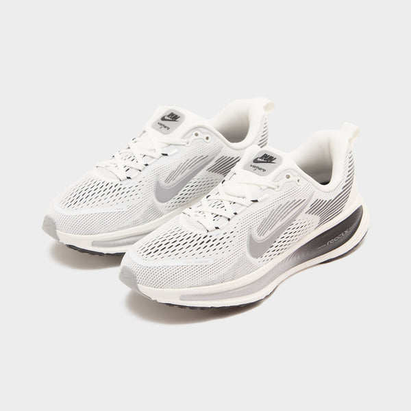 Nike Vomero 18 Junior