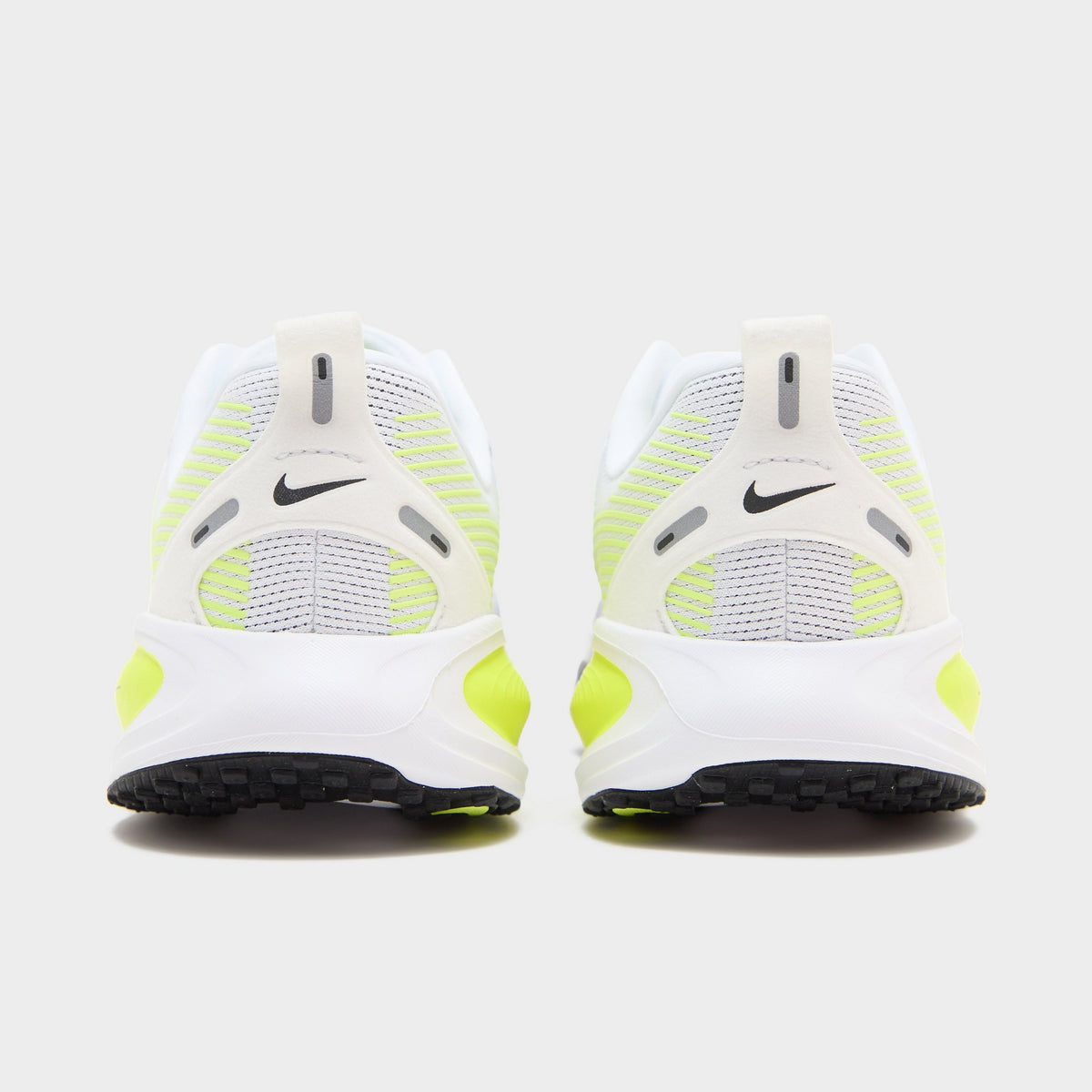 Nike Vomero 18 Junior