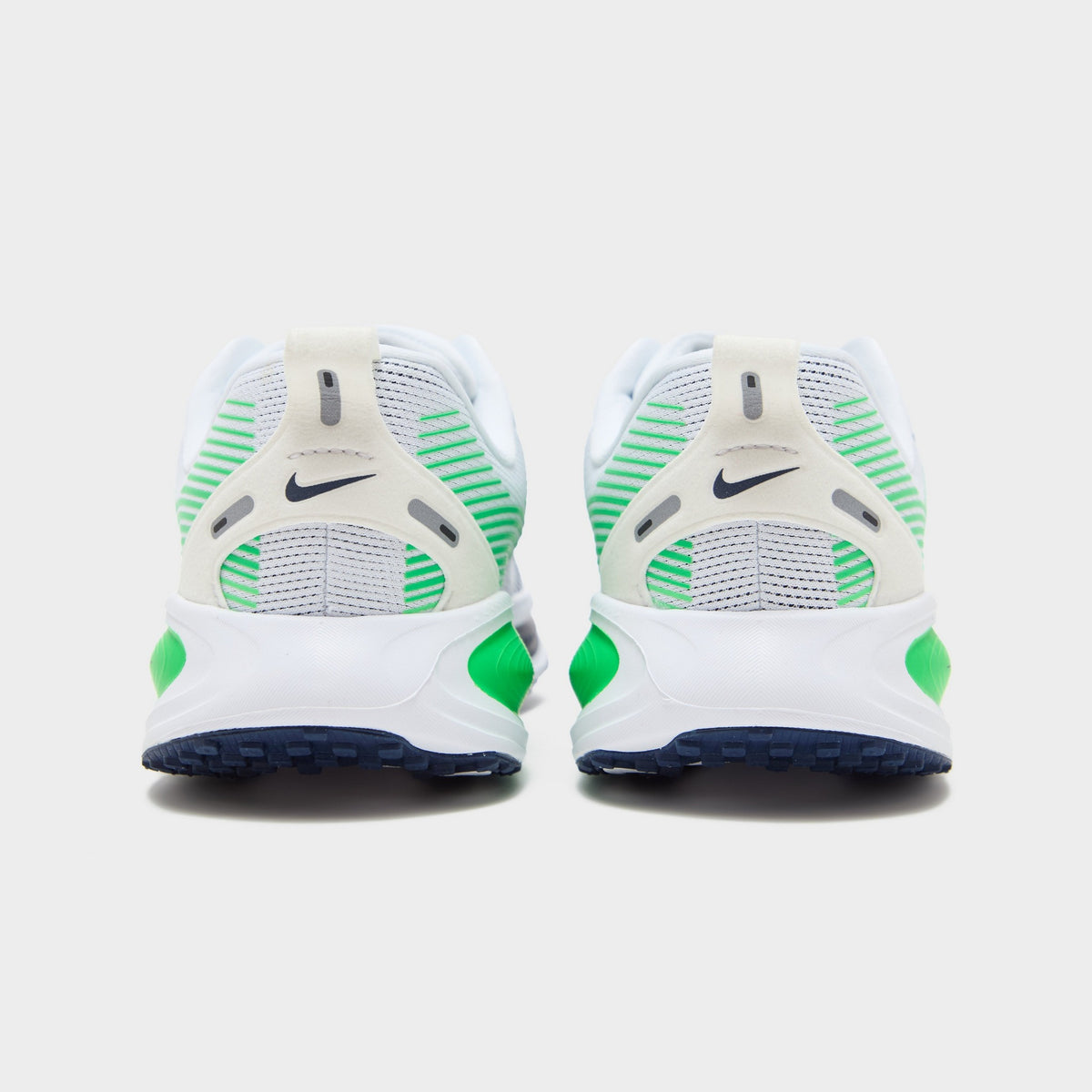 Nike Vomero 18 Junior