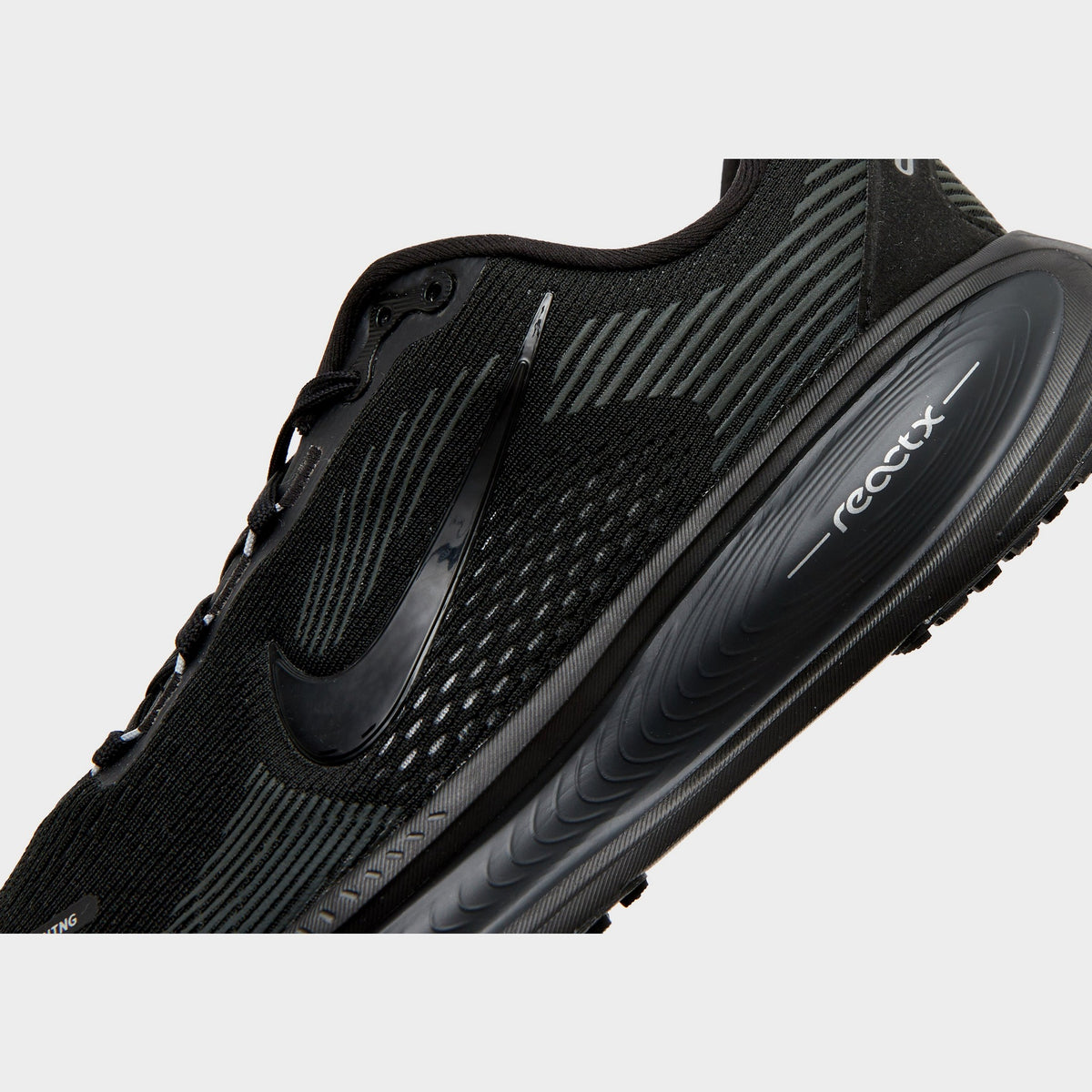 Nike Vomero 18 Junior