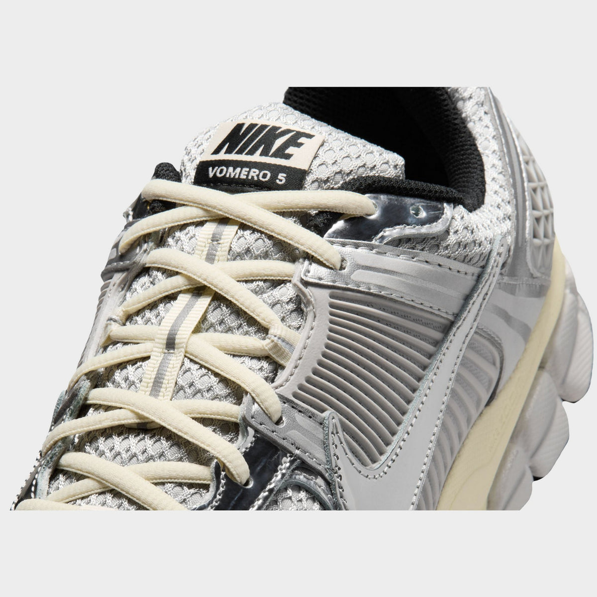 Nike Zoom Vomero 5