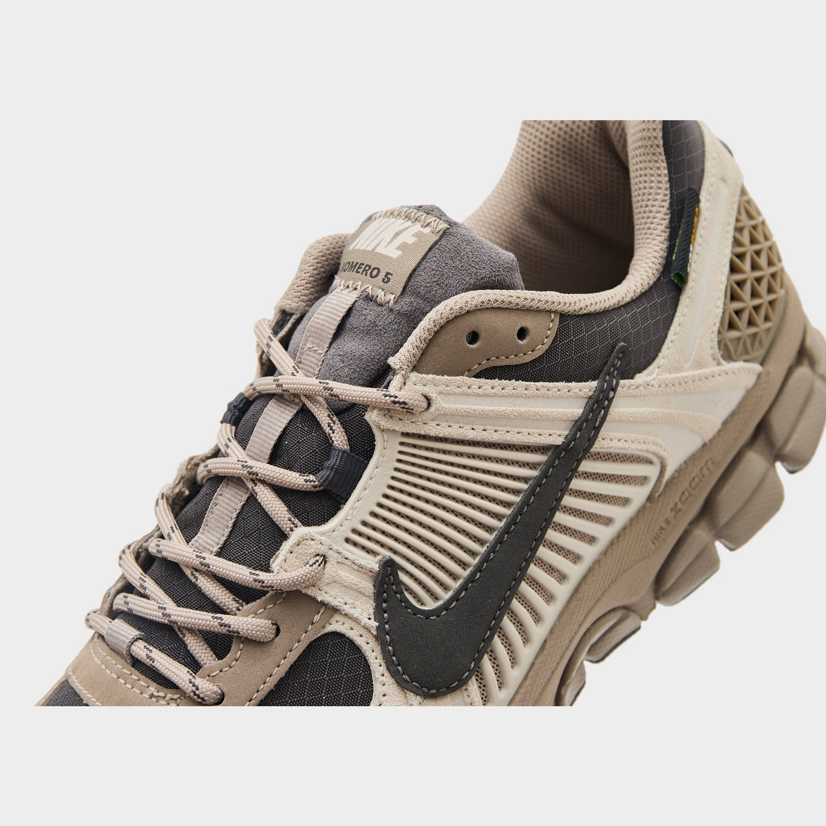 Nike Zoom Vomero 5