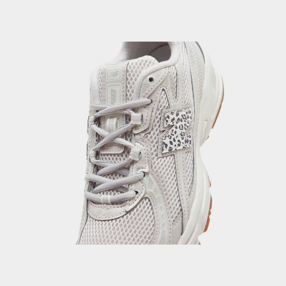 Off White New Balance 740 Women's