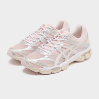 Pink ASICS GEL-CUMULUS 16 Women's