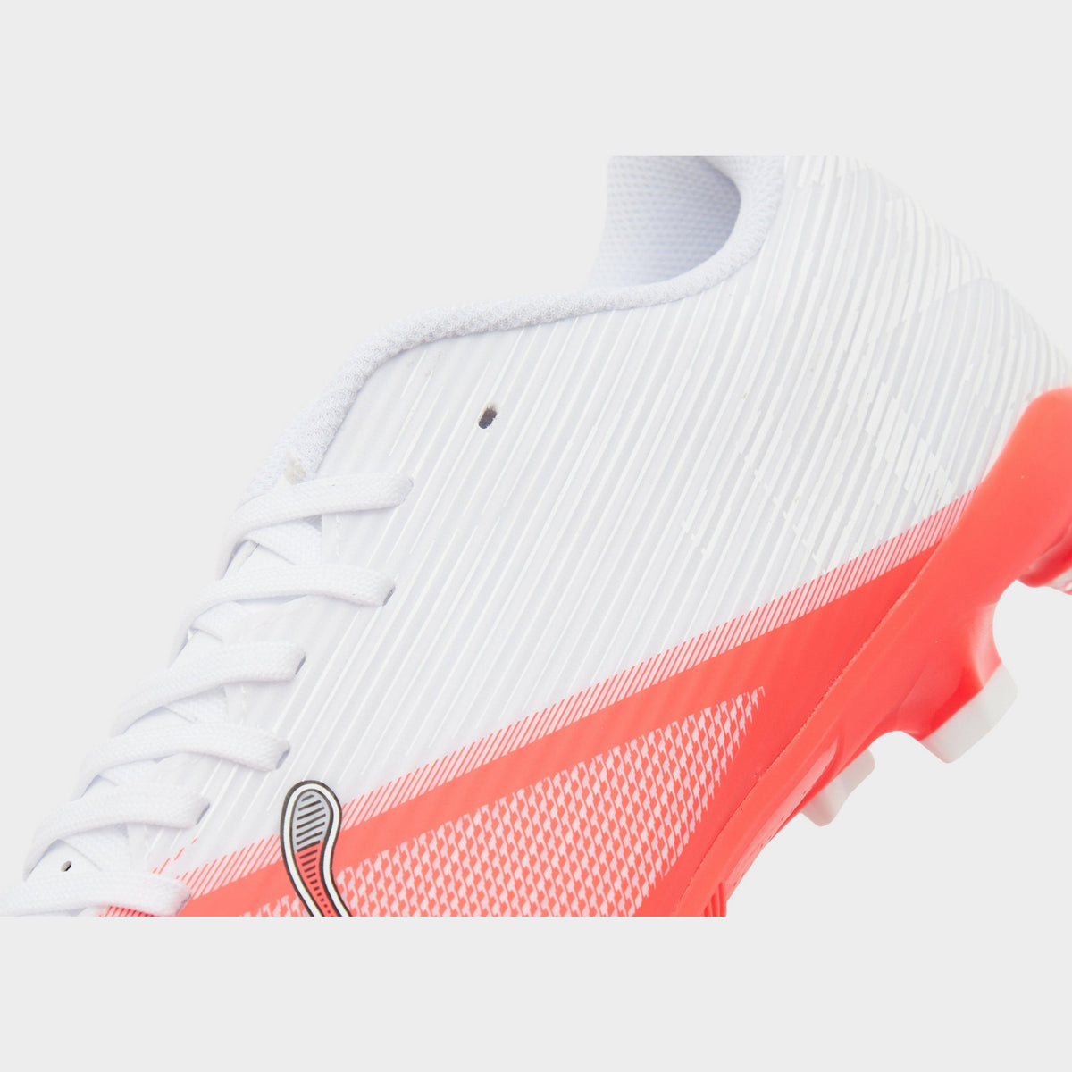 PUMA ULTRA 7 Play SG